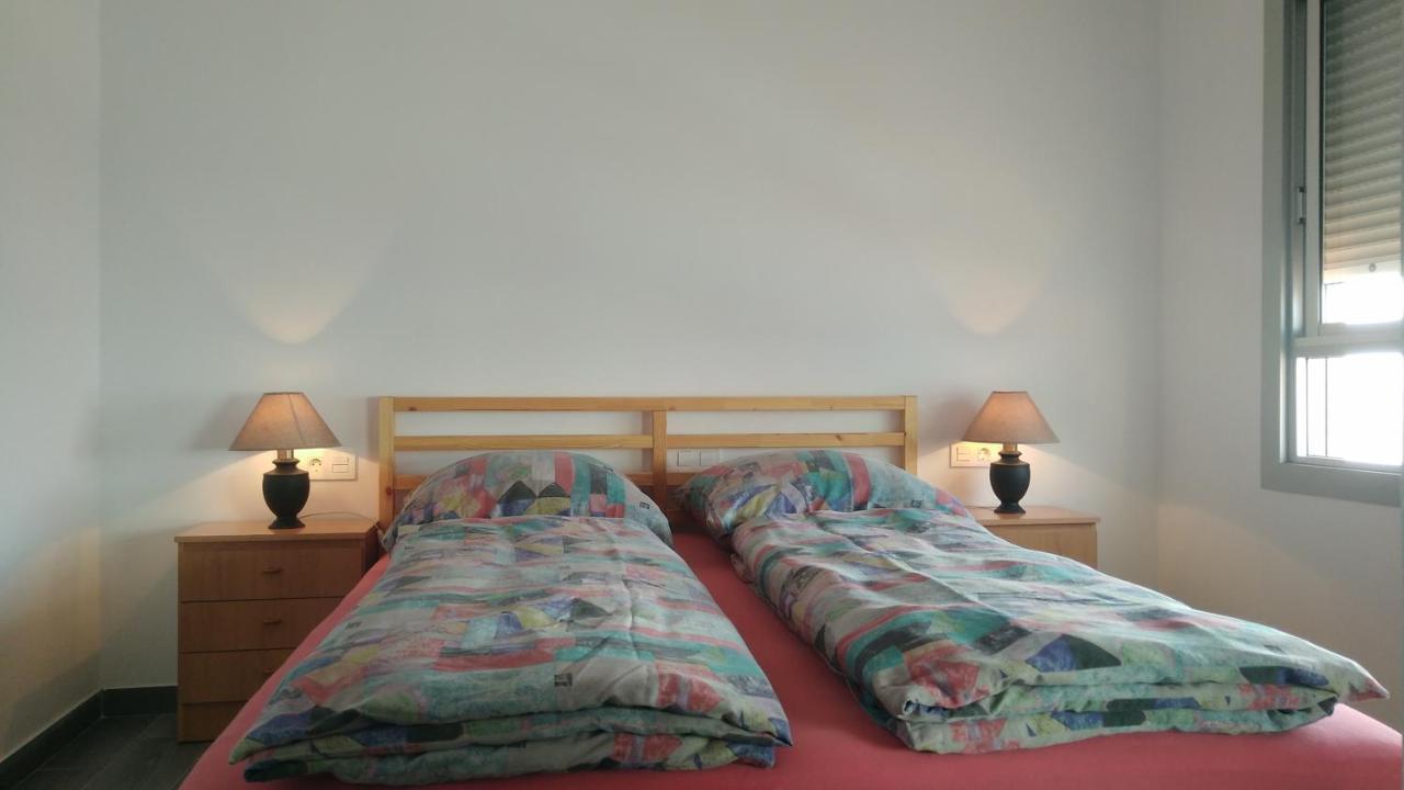 Room With Private Bathroom And Sea View, 50 M Del Mar Radazul Luaran gambar